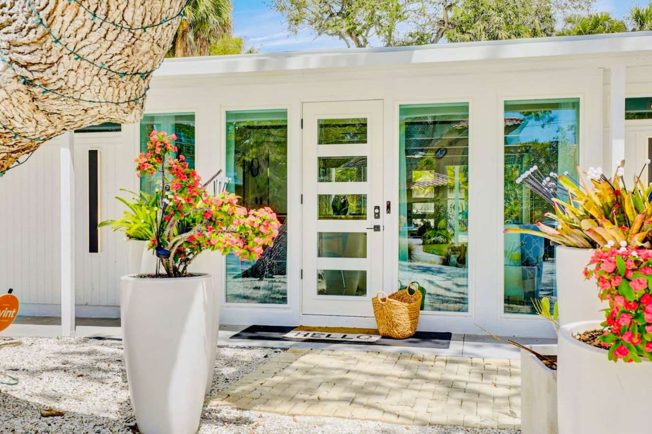 Zach’s Siesta Key Beach House - Pet Friendly | #1 in US Siesta Beach | Turtle Beach | Crescent Beach